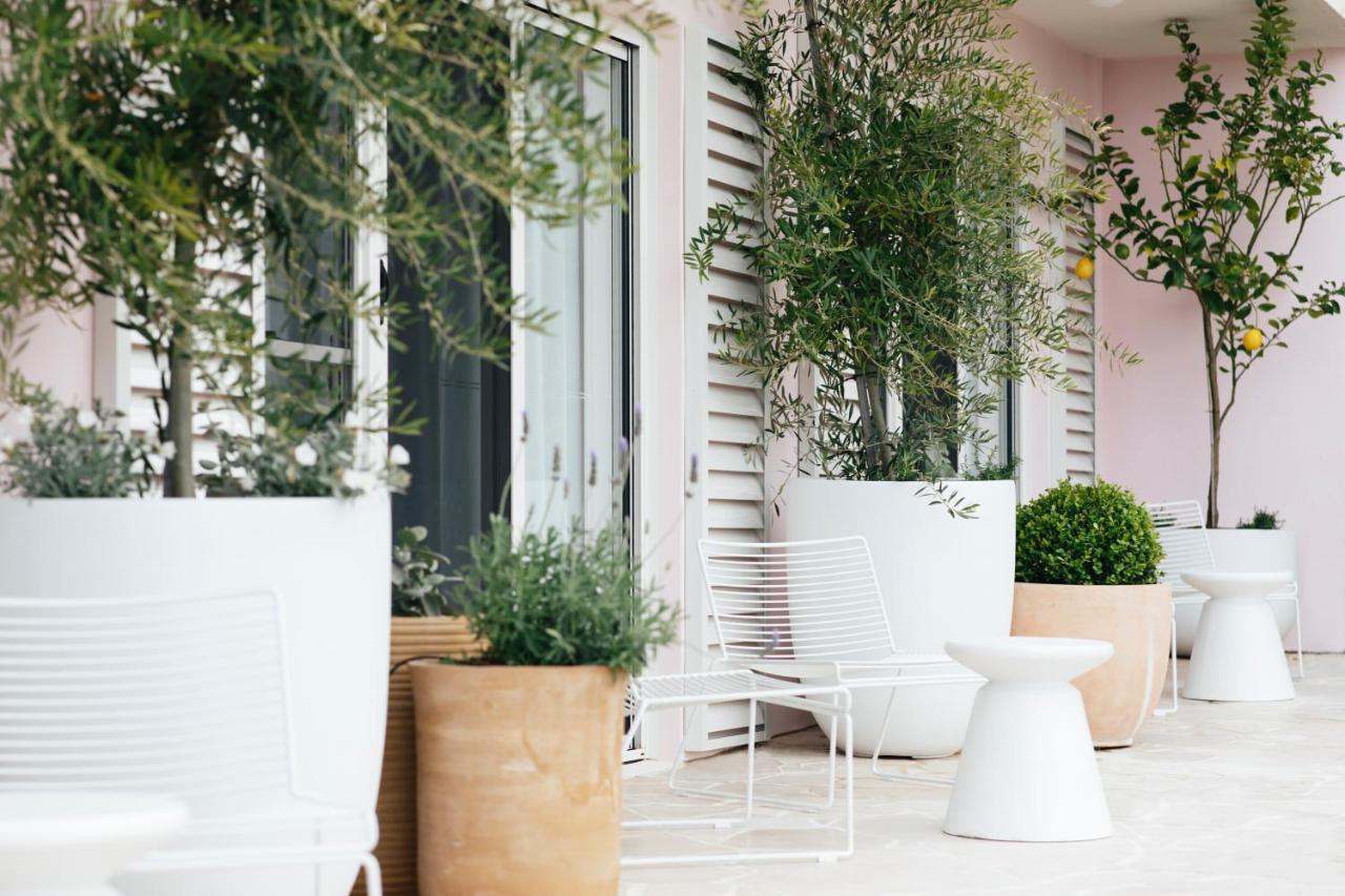 Molly - Boutique Hotel *